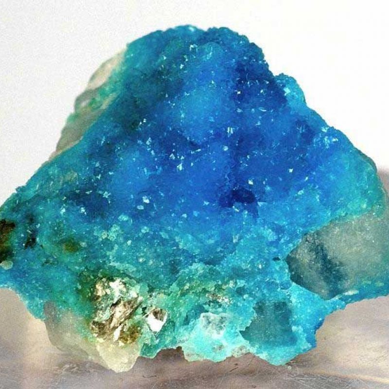 Raw Turquoise crystal metaphysical properties, meanings, uses, benefits, healing energies, chakras